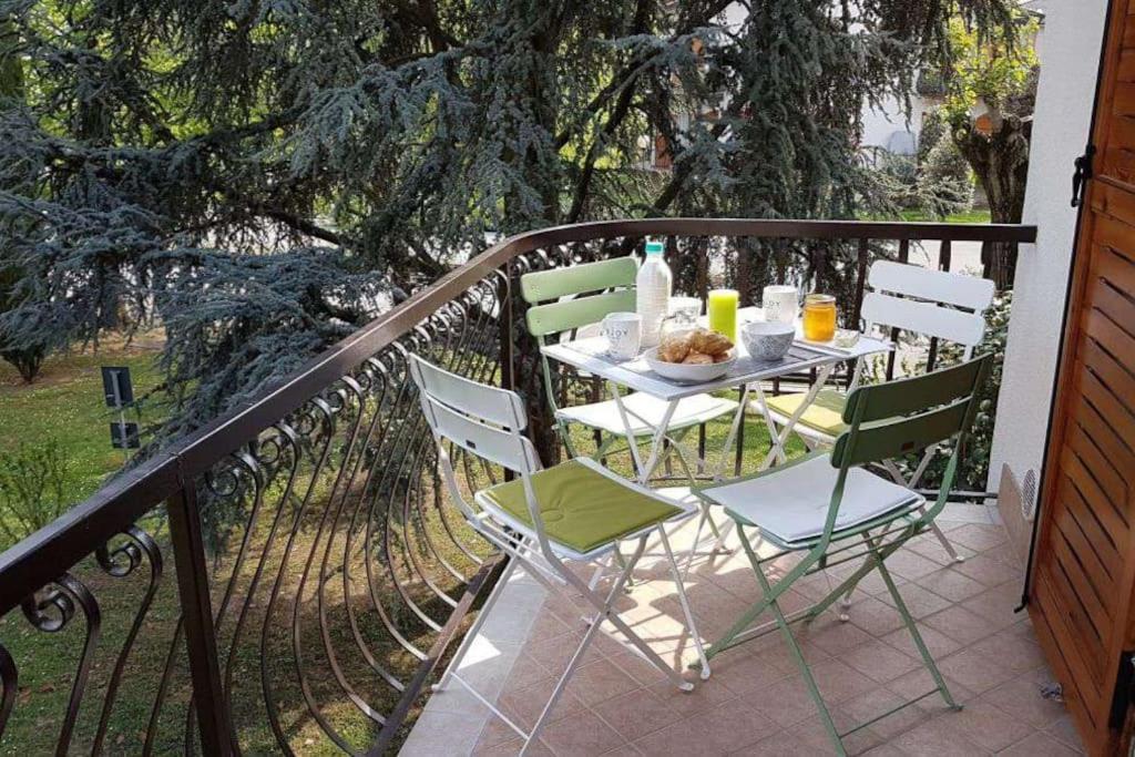 Апартаменты Casa Francesca Пескьера-дель-Гарда Экстерьер фото