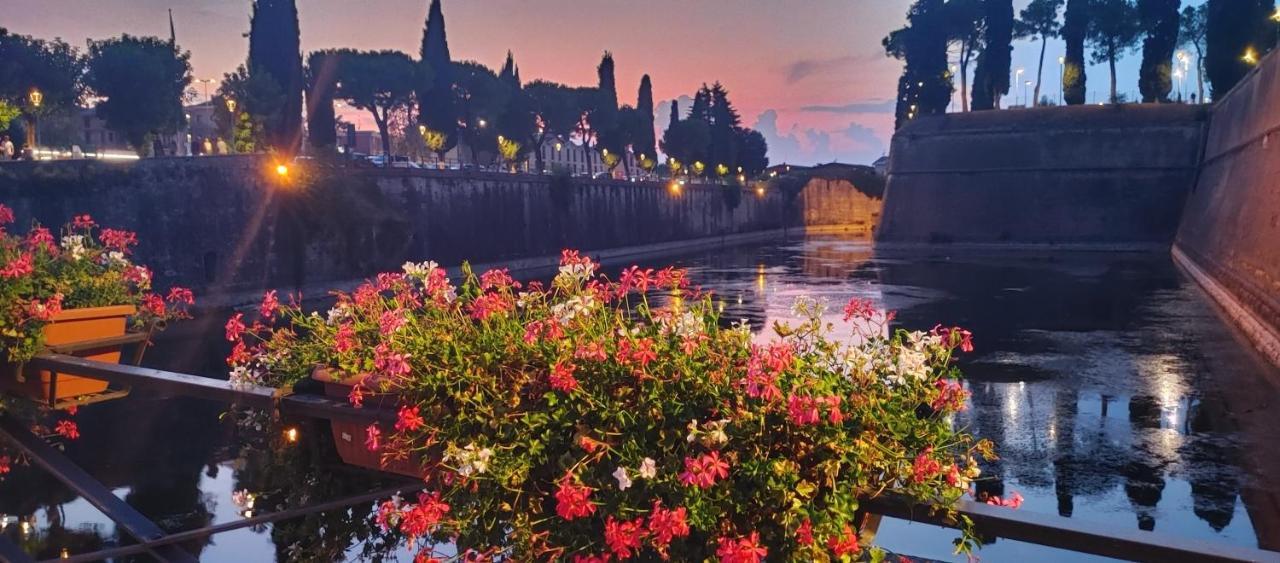 Апартаменты Casa Francesca Пескьера-дель-Гарда Экстерьер фото